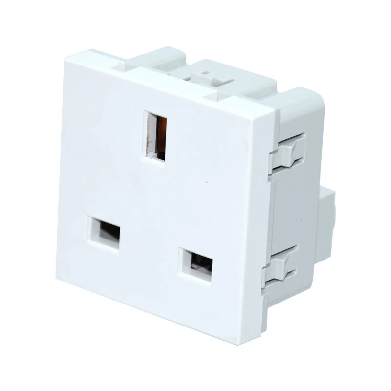 Modulu di Funzione Socket Standard Britannicu